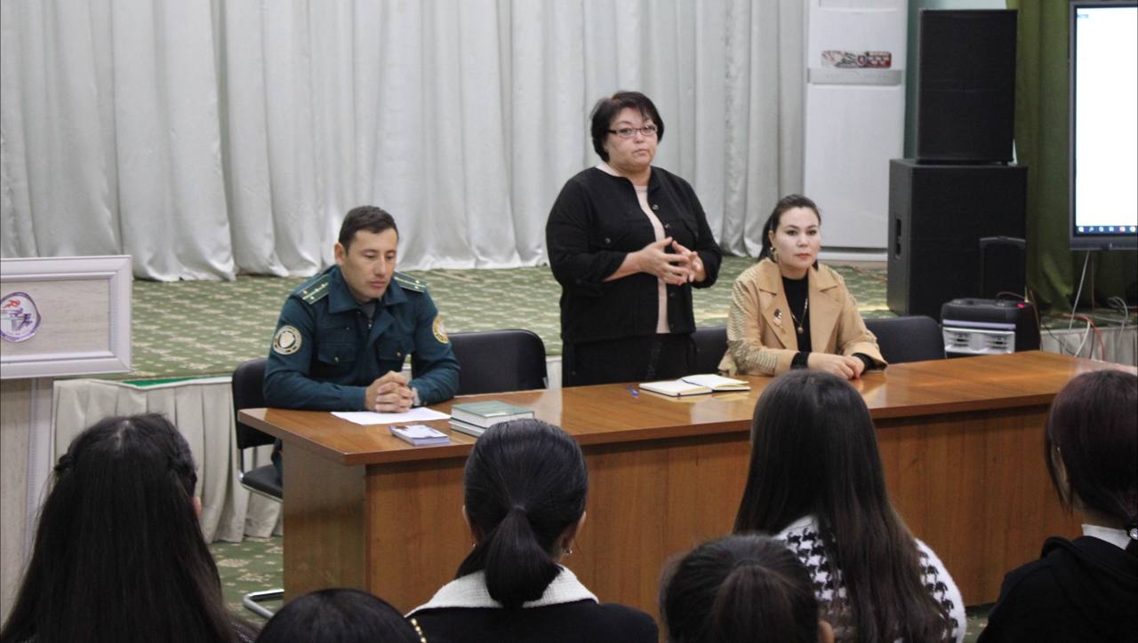 VK-da uy qurilishi porno videolari Seks porno xizmatchi